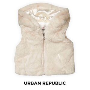 URBAN REPUBLIC | Ivory | HOODED FAUX FUR VEST